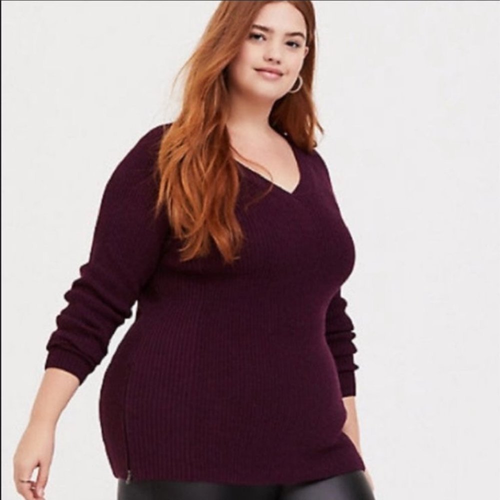 Torrid Deep Purple zipper vneck knit Sweater 0